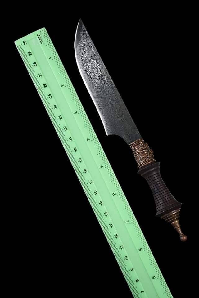 มีดหมอ (มีดลูกพราห์ม) ใบเหล็กดามัสกัส (เหล็กลาย ขึ้นรูปตีเหล็กด้วยโลหะอาถรรพ์ ตีเหล็ก 300ชั้น งานทำมือ) (ยาว9นิ้ว) ปี2563 #รับประกันแท้ - หลวงพ่อเล็ก วัดท่าขนุน