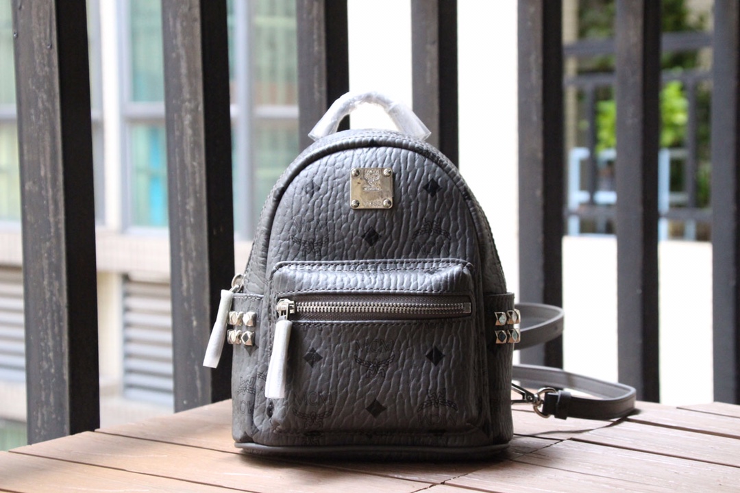 กระเป๋าเป้ mcm x mini backpack 17x21 cm