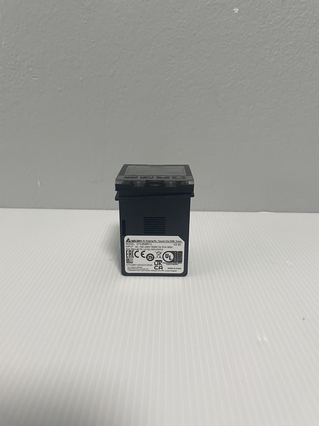 Delta Temperature ControllerDT Series Model: DTK4848R12 Relay output, 250 VAC, 5A ,RS-485 Communication