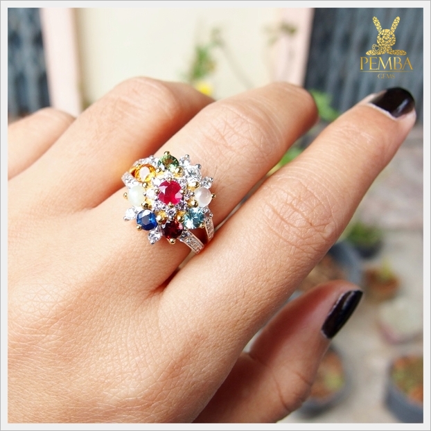 แหวนทองนพเก้าแท้ ทรงดอกไม้ โดดเด่นเต็มๆ นิ้ว (สามารถสั่งทำได้ค่ะ)