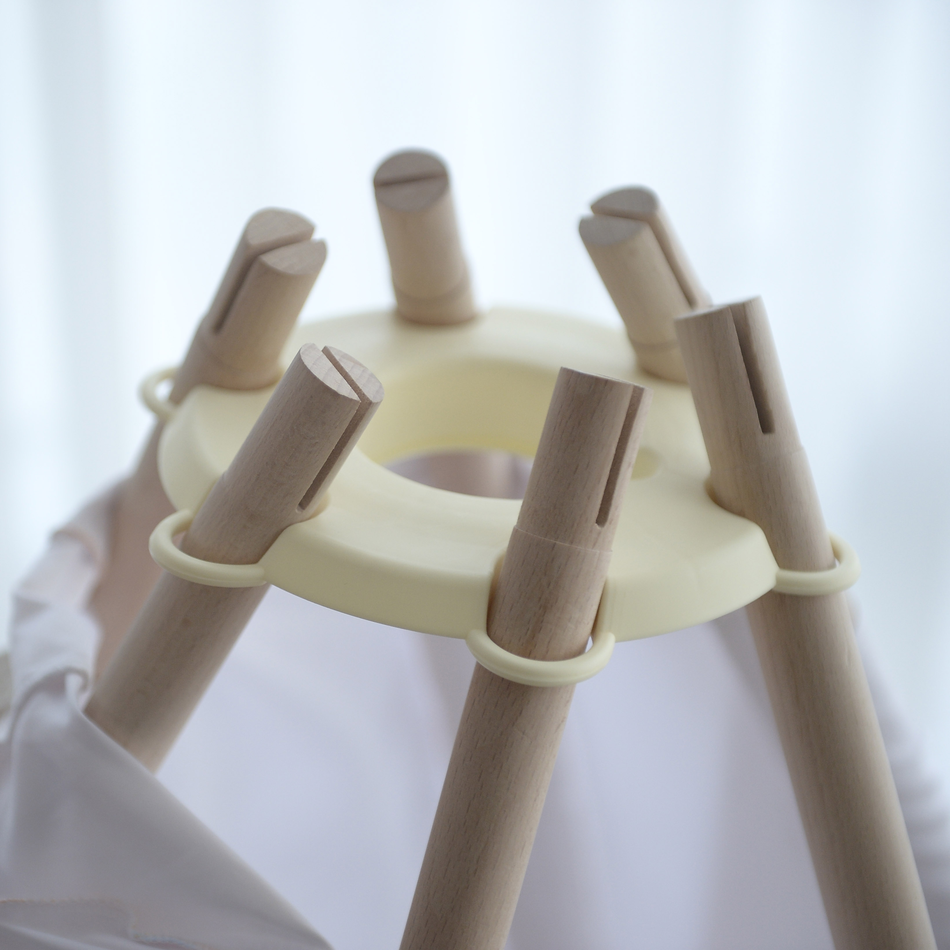 บ้านจำลองทรงเต๊นท์อินเดียนแดงสำหรับเด็ก LOOKA Tent (Around The World)