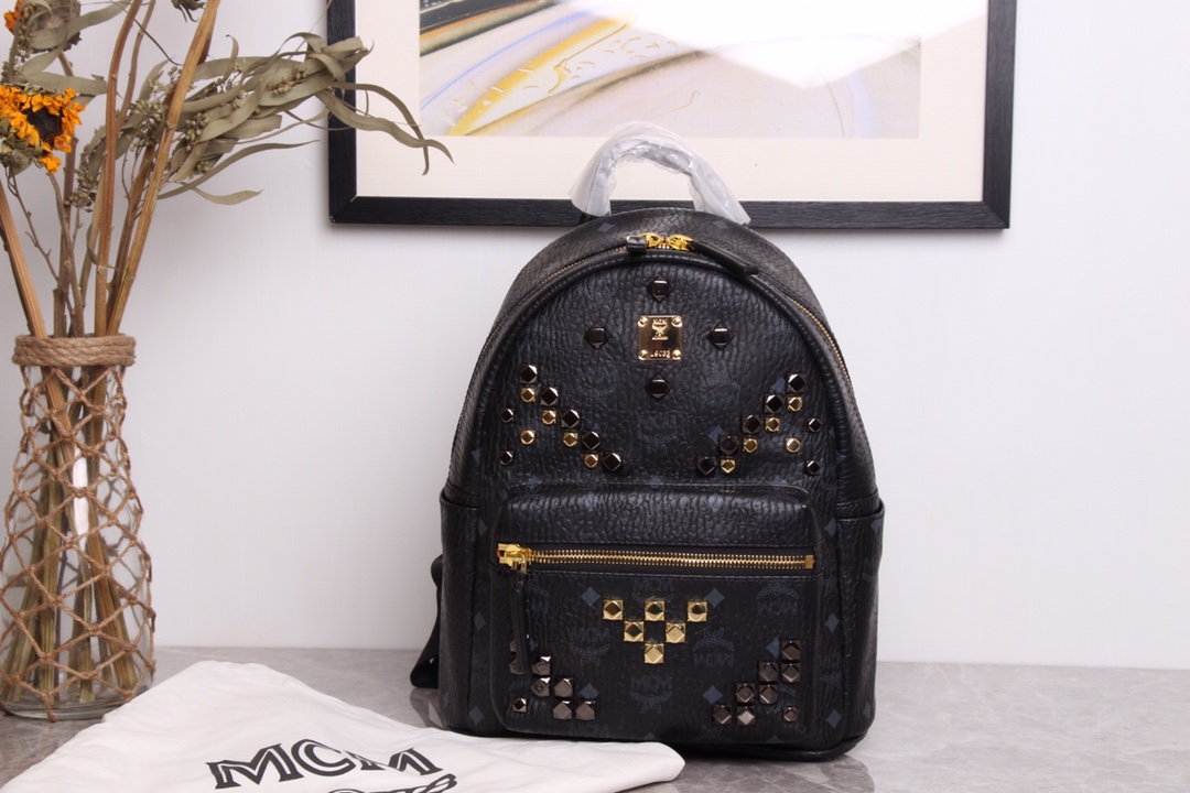 กระเป๋าเป้ mcm backpack size S M L