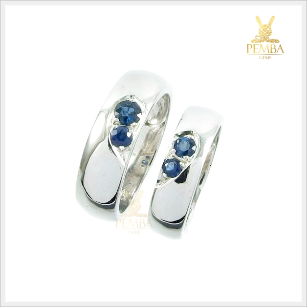 แหวนพลอยคู่รัก Ring of Love ฝังพลอยไพลิน รูปหัวใจ