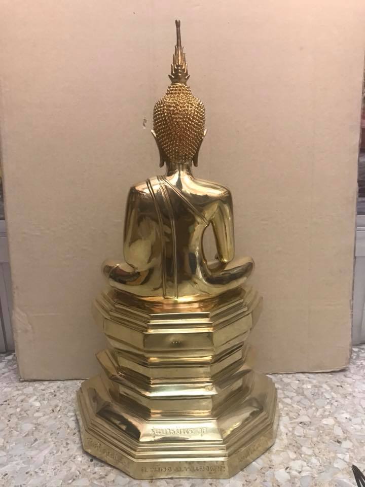 รูปหล่อ พระบูชา หลวงพ่อพระสุก รุ่นบารมีประสุก ปี2554 วัดศรีคุณเมือง จ.หนองคาย (หน้าตัก9นิ้ว สูง22นิ้ว)