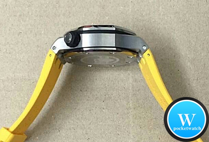 นาฬิกา Audemars Piguet Royal Oak Offshore Diver Chronograpp สีเงิน สายยางสีเหลือง