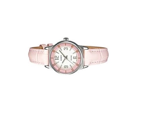 Karnvera Shop นาฬิกาข้อมือผู้หญิง Casio Standard Analog Woman Watch LTP-1361L-4A (สินค้าราคาพิเศษ ไม่มีกล่อง)