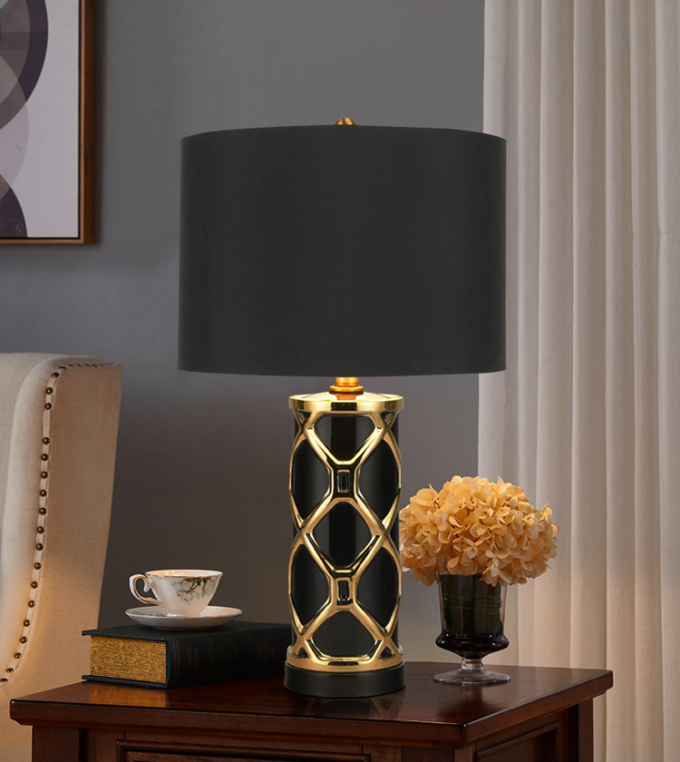 โคมไฟตั้งโต๊ะเซรามิค Luxury รุ่น [RX159]