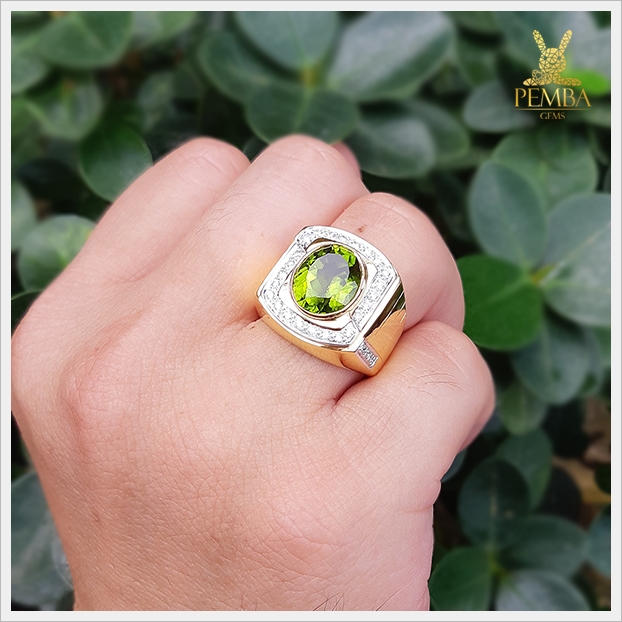 แหวนเพริดอต ทองแท้ เพชรแท้ เสริมอำนาจบารมี(สอบถามราคาได้ค่ะ)