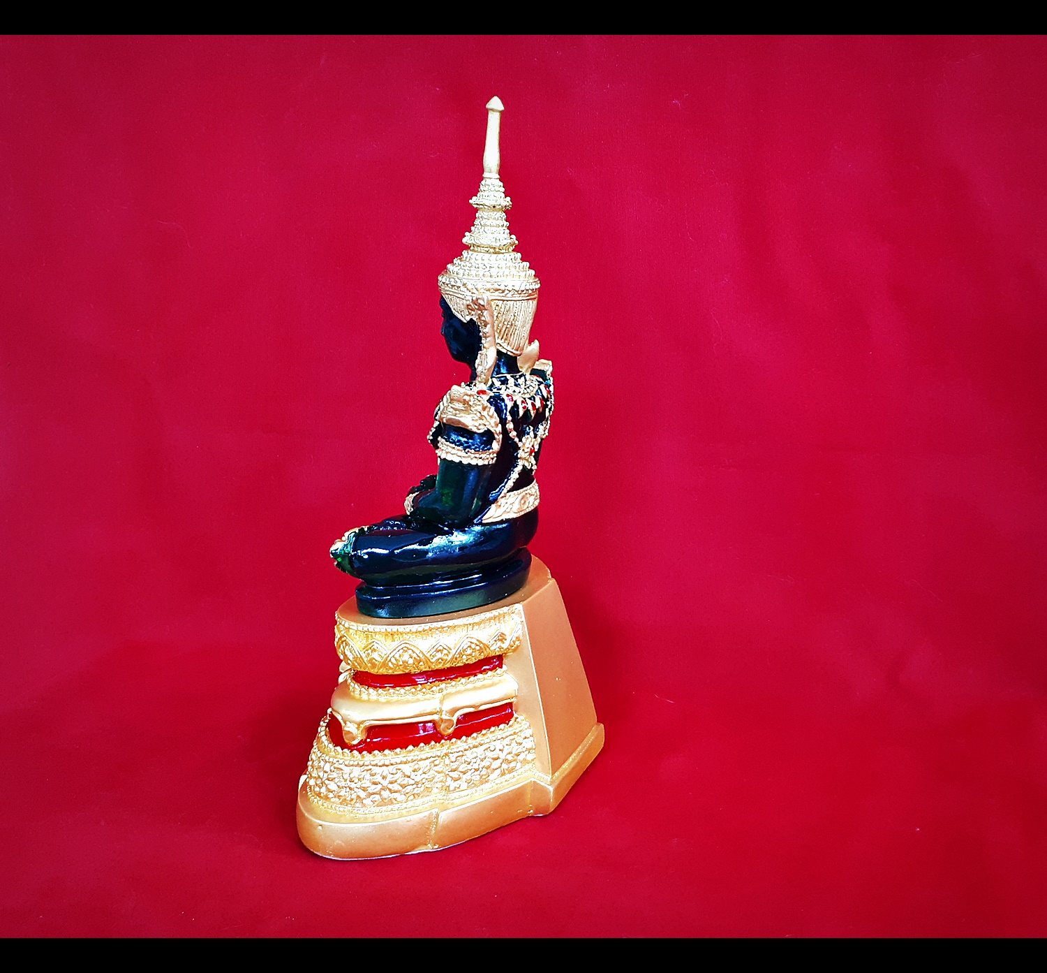 พระแก้วมรกต ปาง ฤดูร้อน ทรงเครื่องจักรพรรดิ์ เนื้อเรซิ่น หน้าตัก 9นิ้ว ขนาดพระบูชา