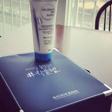 Bioderma Atoderm PP Baume 200mL บาล์มบำรุงผิวสูตรเข้มข้น รักษาอาการแห้งคันระคายเคือง ป้องกันภาวะผิวแห้งกร้านรุนแรง บรรเทาอาการคัน วิตามินพีพีและมอยซ์เจอไรเซอร์ช่วยซ่อมแซมและสร้างความแข็งแรงให้ผิว