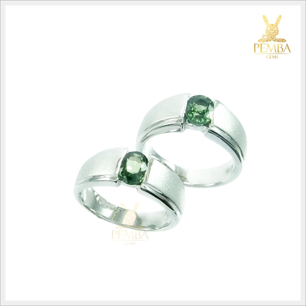 แหวนพลอยคู่รัก Ring of Love พลอยเขียวส่องแท้ เงินแท้ ชุบทองคำขาว