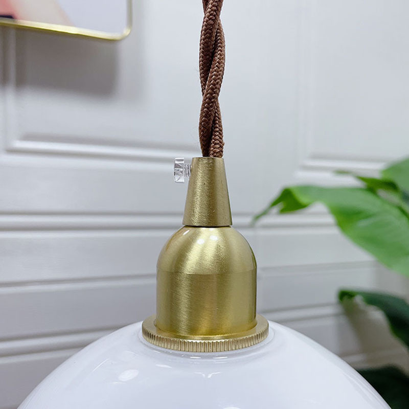 โคมไฟแขวนเพดานแก้วสีขาวทูโทนใสทรงดอกไม้สไตล์วินเทจหัวโคมสีทองเหลือง [FCS-3688]