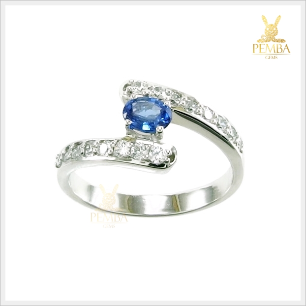 แหวนไพลินแท้ สวยใสไฟดี ดีไซน์สวยเก๋มีสไตล์ แหวนพลอยแท้