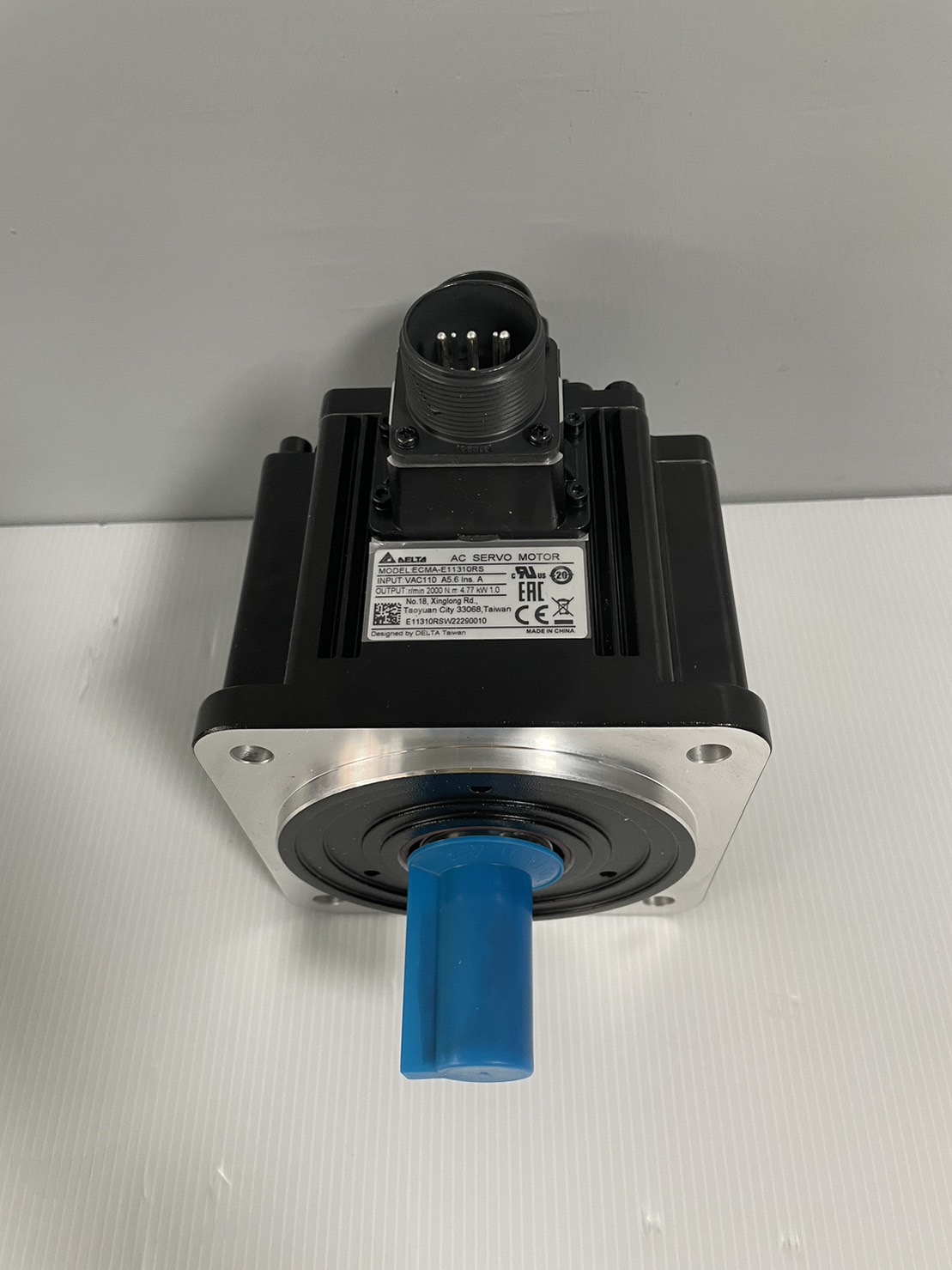 Delta AC Servo Motor Model:ECMA-E11310RS 1KW (without brake)