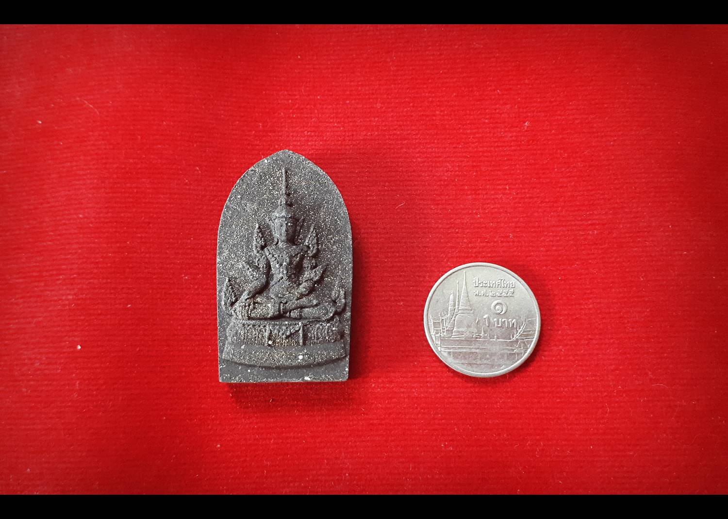 พระจักรพรรดิ พระยอดขุนพล บุเรงนองผู้ชนะสิบทิศ หลังแมลงภู่ (มหาเมตตาชนะทุกสิ่ง) รุ่นแรก ปี2563 - อาจารย์วิทย์ จันทร์หอม