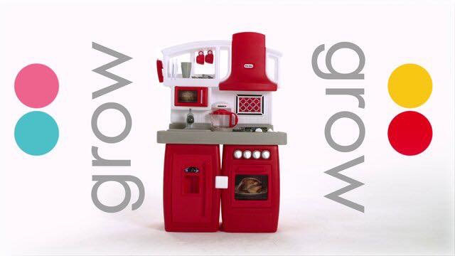 ชุดครัวจำลองปรับรูปแบบได้หลากหลาย Little Tikes Cook 'n Grow Kitchen