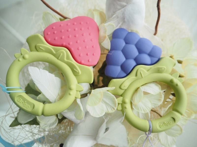 ยางกัดปลอดสารพิษยอดฮิต Ange Baby Teether (Teether Ring - Grape)