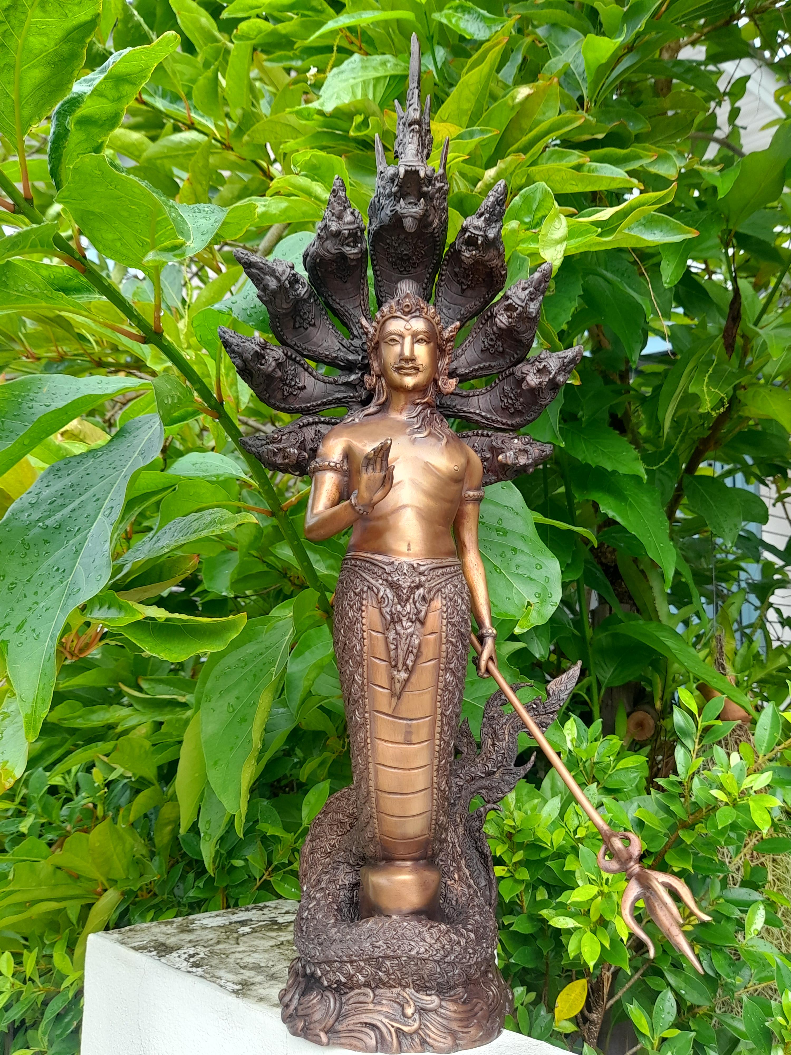 รูปหล่อ พญานาคราช ปาง ประทานพร มนุษย์ ครึ่งพญานาค นาคปรก 9หัว เศียร เนื้อทองเหลือง สีสัมฤทธิ์ (สูง22นิ้ว) (งานพรีออเดอร์สั่งทำ 2เดือน)