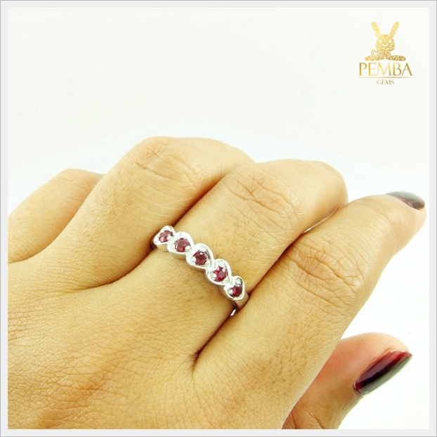 แหวนทับทิม สีแดงเข้ม เงินแท้925 ชุบทองคำขาว แหวนพลอยแท้