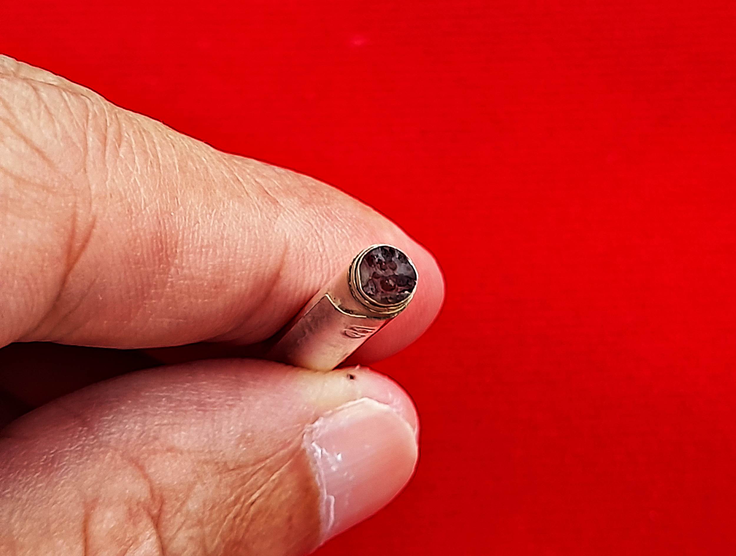 ตะกรุด "นะหน้าทอง” (ตำหรับหลวงปู่จันทร์ วัดนางหนู ) หลังยันต์ นะฤาชา” (ตำหรับหลวงปู่ศุข วัดปากคลองมะขามเฒ่า) เนื้อเงิน ปี2566 รับประกันแท้ - พระอาจารย์เอราวัณ