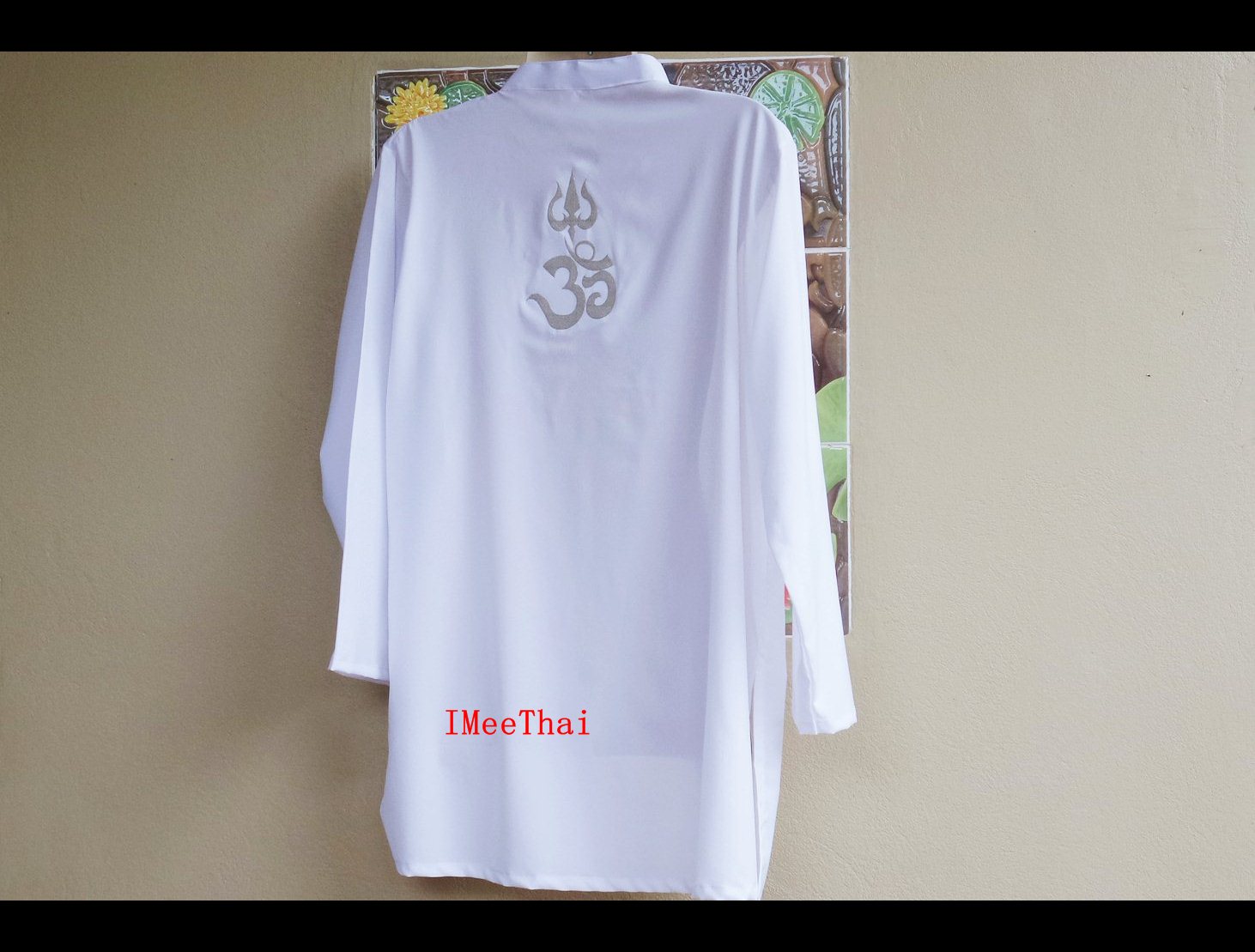 เสื้อขาว โอม พระพิฆเนศ ตรีศูล อักษรสีเงิน
