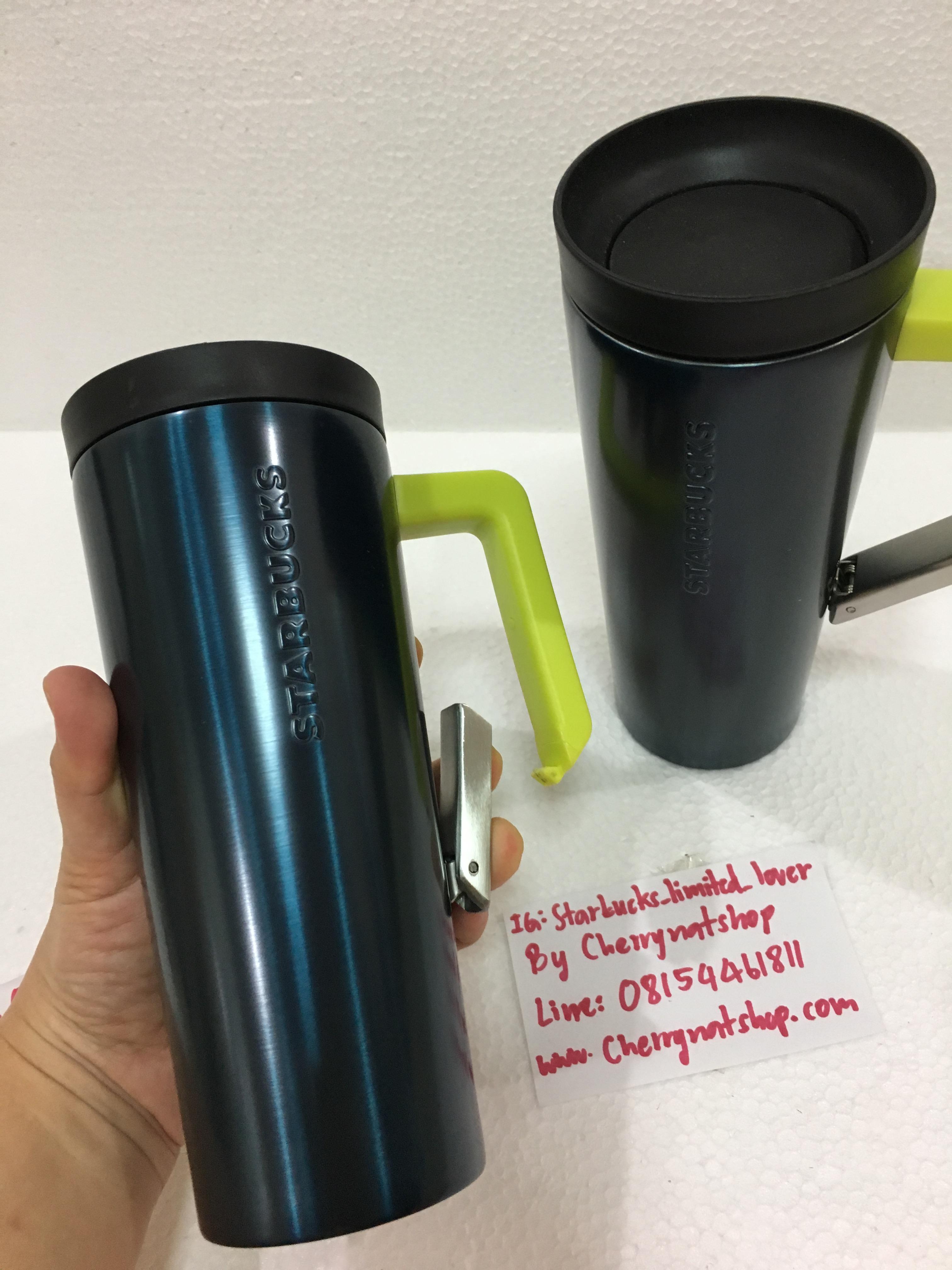 Starbucks Stainless Steel Navy Blue Tumbler With Clip Handle, 16 Fl Oz สีน้ำเงินเข้มสะดุดตา หูจับสามารถห้อยกระเป๋าเป๋ได้ จับสัมผัสไม่ลื่นมือ สีนี้หายากมาก ที่อเมริกาสีนี้เป็นที่นิยมมากๆ