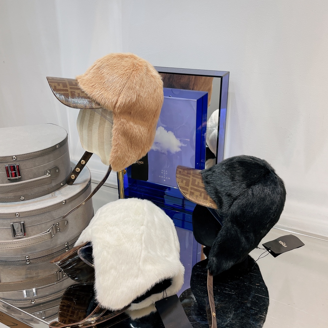 หมวก fd เฟนดิ cap hiend หลายแบบ สอบถามได้ค่ะสต็อคเปลี่ยนตลอด