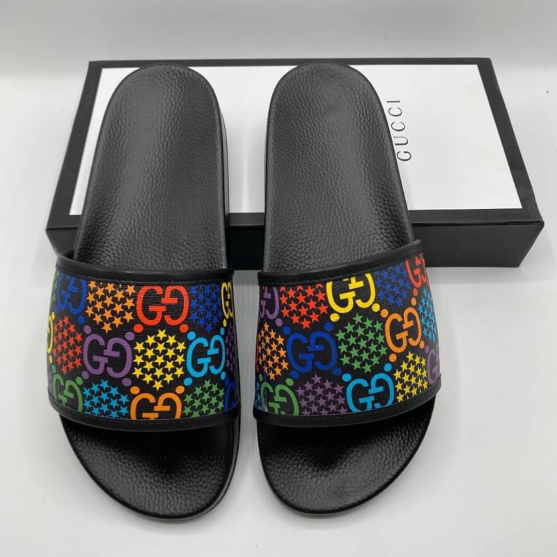 รองเท้าแตะ gc size 36-45 มีทั้งไซส์ผู้หญิงผู้ชาย มีหลายแบบ