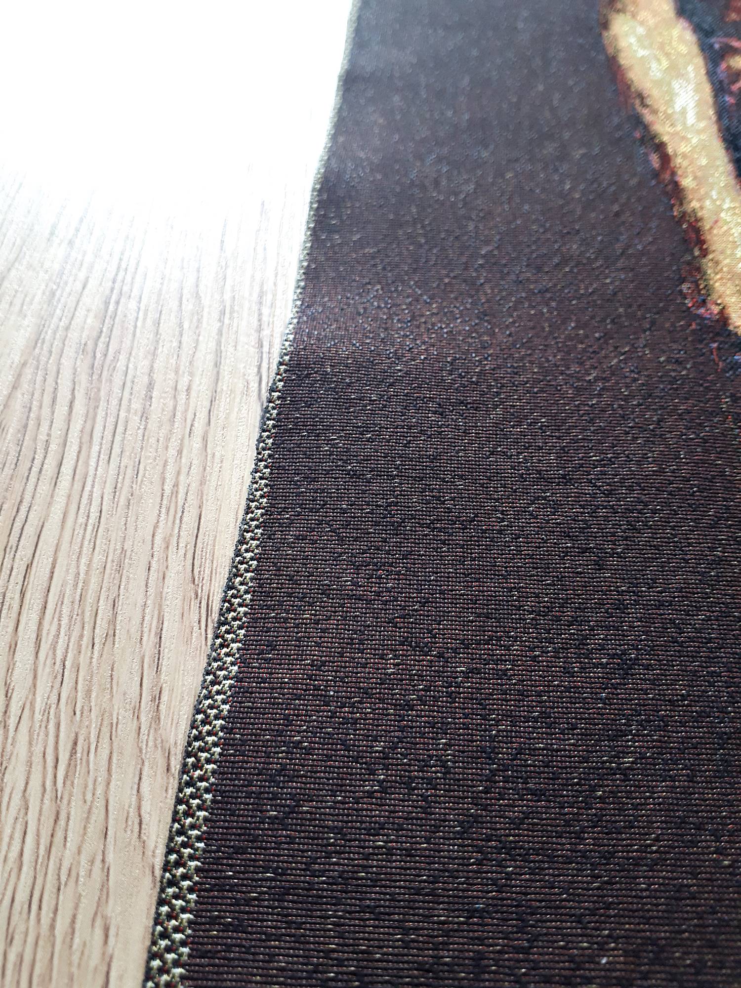 รูปภาพ หลวงปู่ศุข วัดปากคลองมะข่ามเฒ่า ยืนถือไม้เท้า ผืนใหญ่(สูง27นิ้ว กว้าง11นิ้ว) เนื้อผ้าอย่างดี ปี2561 #รับประกันแท้