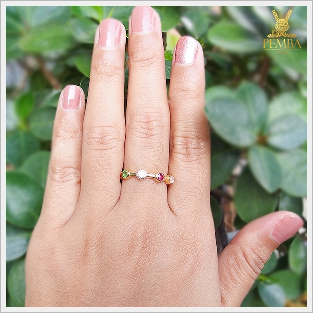 แหวนนพเก้าแท้ ดีไซน์เก๋ๆ ใส่ติดนิ้วเพิ่มเสน่ห์(สามารถสั่งทำได้ค่ะ)