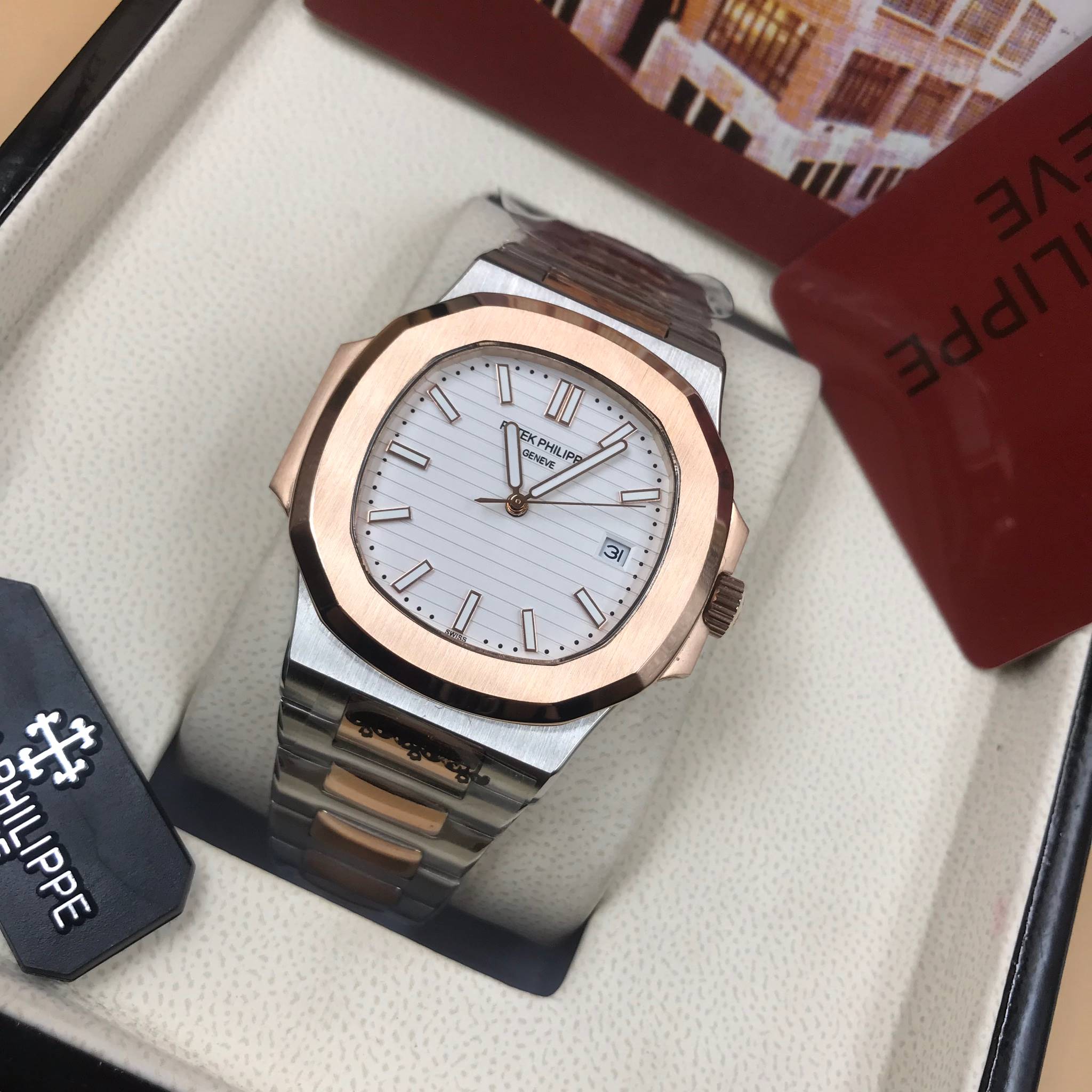 นาฬิกา Patek Philippe รุ่น Men Nautilus สายเลสสี 2K งาน Mirror Swiss