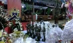 รูปหล่อ หุ่นพยนต์ขุนศึกพรหมมหาราช ปราบมาร (เชิญดวงจิตเทวดา ท่านปู่ขุนศึก ยุค นักรบไทย ของพระเจ้าพรหมมหาราช) เนื้อเรซิ่น สีขาว (ขนาดสูง14นิ้ว ฐาน3x5นิ้ว) (จัดสร้างเพียง99องค์) ปี2559 #รับประกันแท้ - หลวงพ่อหนุน วัดพุทธโมกข์