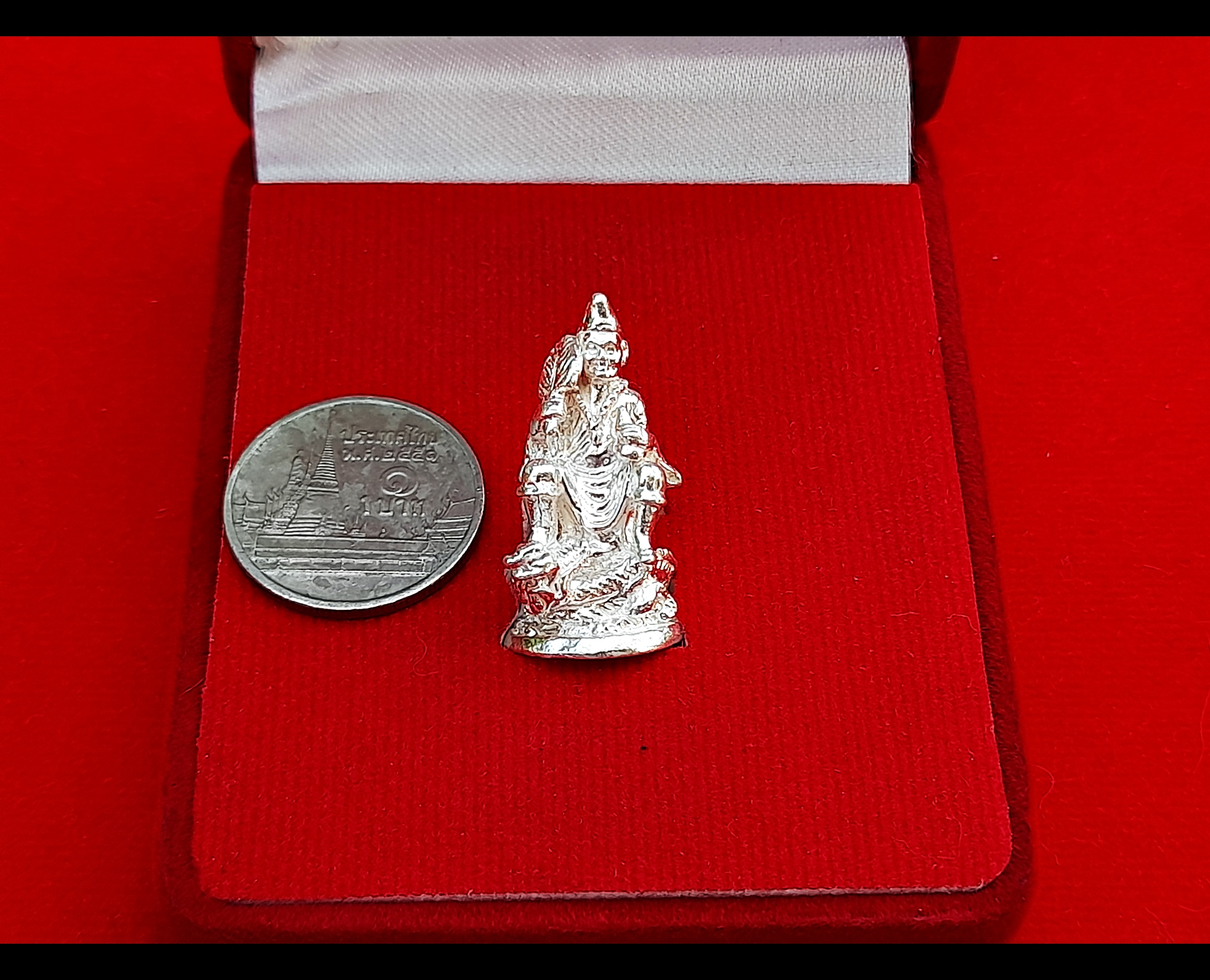 รูปหล่อ พระจี้กง นั่งมังกร เนื้อเงินแท้ (ขนาดพกพา) ปี2564(จัดสร้าง88องค์) #รับประกันแท้ - พระอาจารย์บ๊ะ วัดโพธิ์ลังกา พุทธาภิเษก ปลุกเสกเดี่ยว