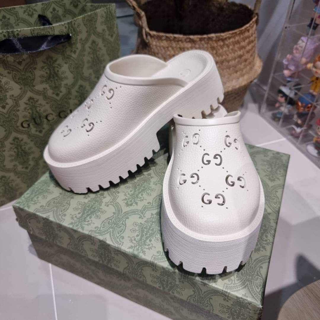GG RUBBER SANDALS (แอดไลน์ก่อนสั่งซื้อ)