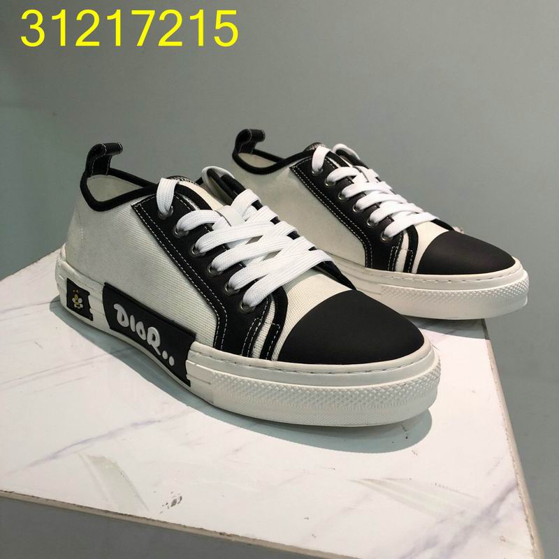 dio men แบบอีกเยอะกดดูด้านในค่ะ size 38-44