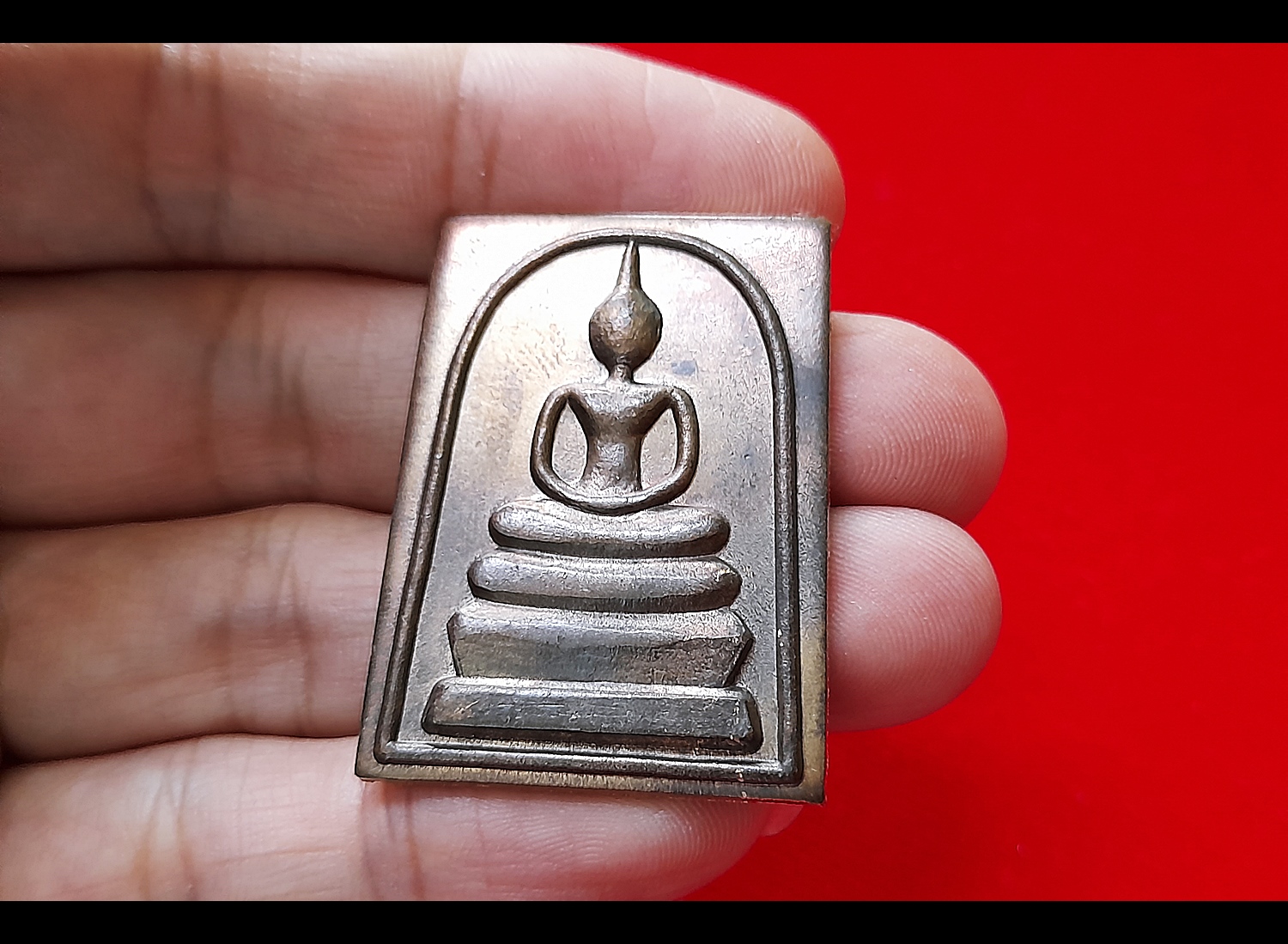 พระสมเด็จ หลัง ยันต์มงกุฎพระพุทธเจ้า เนื้อนวะโลหะ(มีส่วนผสมของทองคำ) (จัดสร้าง789องค์) ปี2564 #รับประกันแท้ - หลวงพ่อบ๊ะ วัดโพธิ์ลังกา