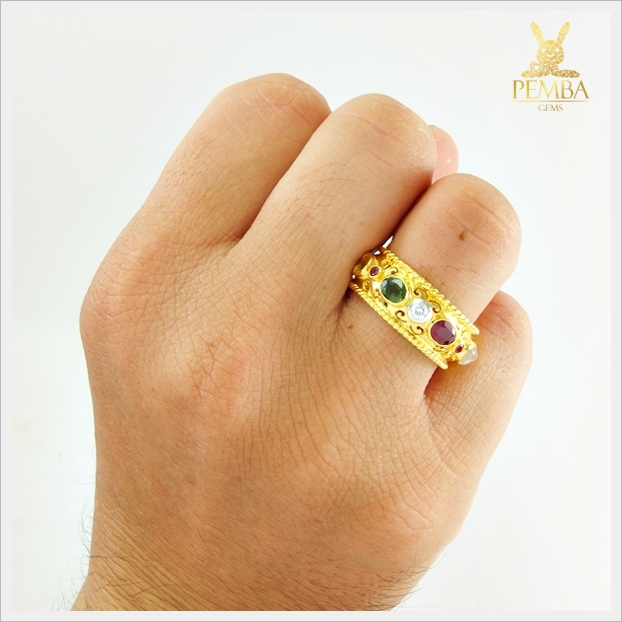 แหวนพิรอดนพเก้า เสริมสิริมงคลชีวิต อำนาจบารมี (สามารถสั่งทำได้ค่ะ)