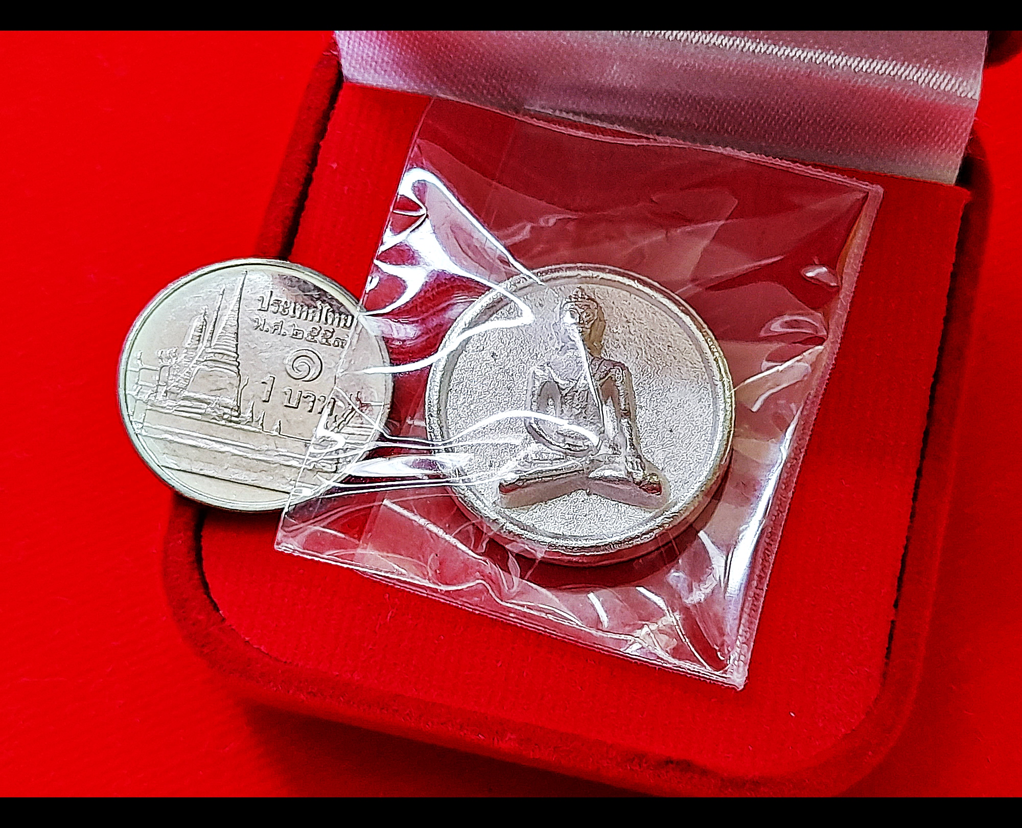 เหรียญพระพุทธสะดุ้งกลับ (#กลับร้ายกลายเป็นดี #พลิกฟื้นดวงชะตา ) เนื้อเงินแท้(น้ำหนัก1บาทเศษ) ปี2564 - หลวงพ่อบ๊ะ วัดโพธิ์ลังกา