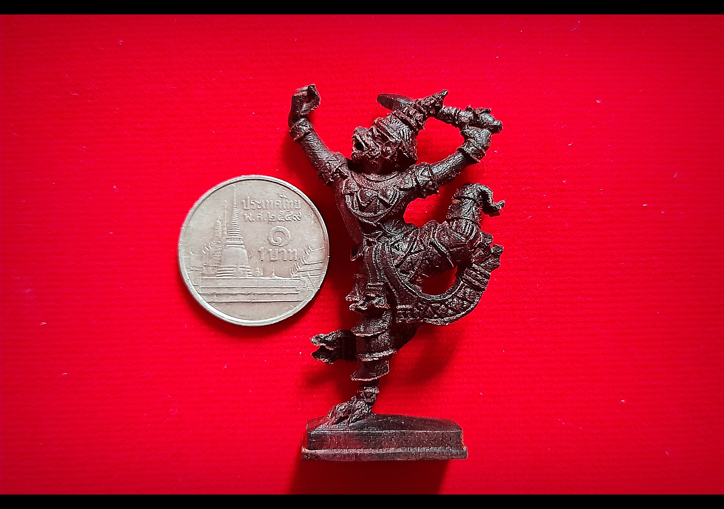 ชุดเครื่องราง เทพพญาวานร ที่มีฤทธิ์เยอะ (#พญาพาลี เนื้อไม้ขนุนฟ้าผ่า #สุครีพหักฉัตร เนื้อไม้พะยูง #องคต เนื้อไม้ขนุนฟ้าผ่า(ฐานบรรจุมวลสาร ผงคชสาร หลวงพ่อดิ่ง วัดบางวัว - ลูกอมหลวงพ่อพริ้ง วัดบางปะกอก) ) ปี2564 #รับประกันแท้ - หลวงพ่อบ๊ะ วัดโพธิ์ลังกา ปลุก