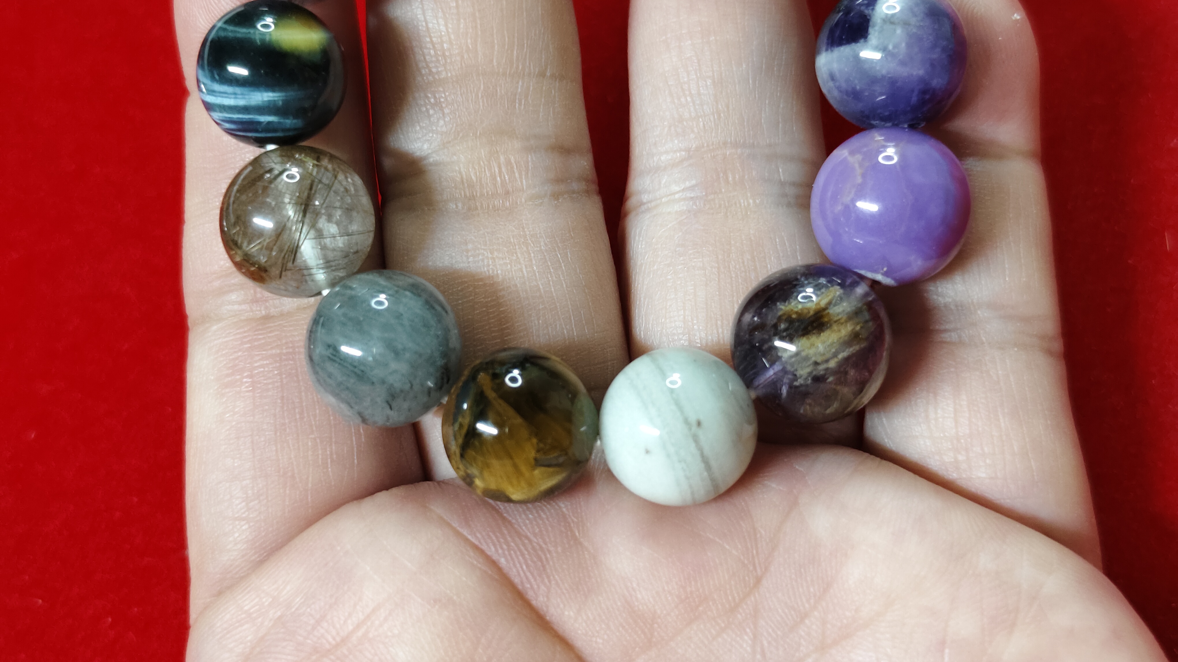 #ข้อมือรวมหิน 15 ชนิดร้อยเอ็นยืดรหัสbh-0007