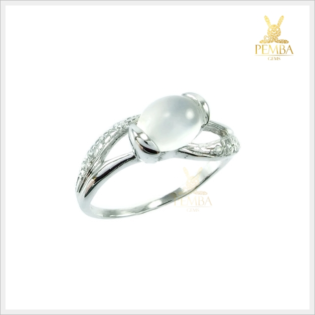 แหวนมุกดาหาร แหวนมูนสโตน เงินแท้ ชุบทองคำขาว