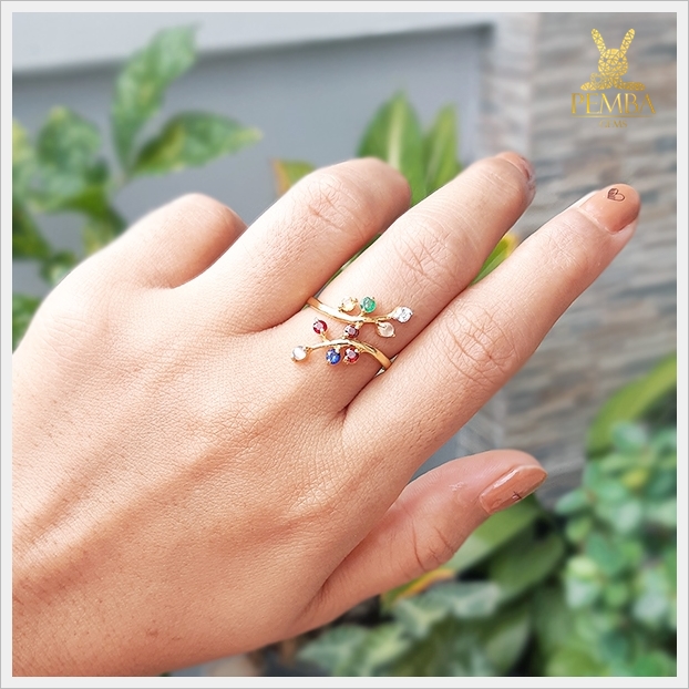 แหวนนพเก้าแท้ ดีไซน์ใบมะกอกสุดเก๋ 9 เม็ด ความหมายดี เสริมโชคลาภ(สินค้าสั่งทำสอบถามราคา)