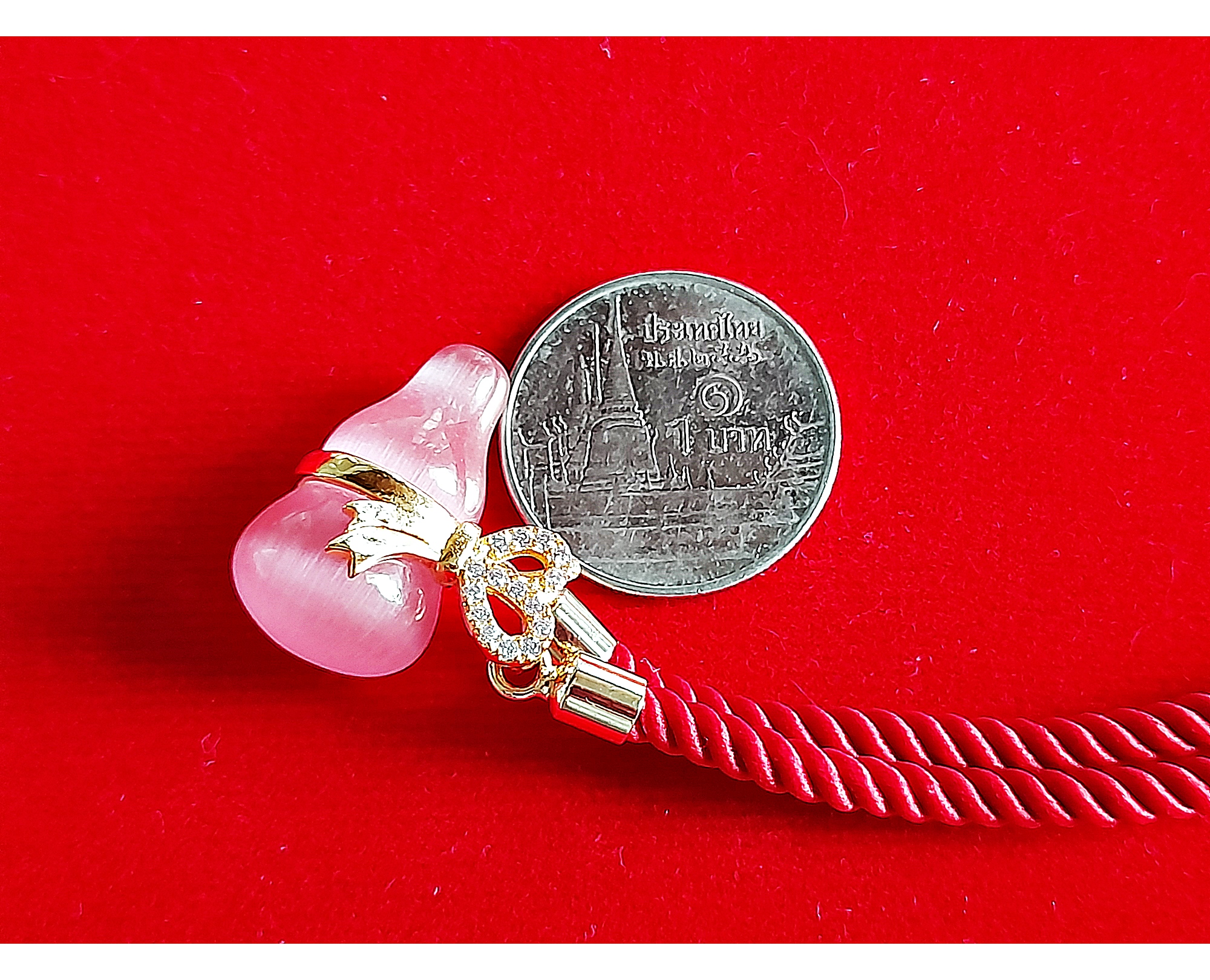 น้ำเต้า (สีชมพู) วัดปากน้ำภาษีเจริญ พร้อมเชือกร้อยข้อมือ - ปลุกเสก โดยวิชาธรรมกายสายหลวงพ่อสด #รับประกันแท้