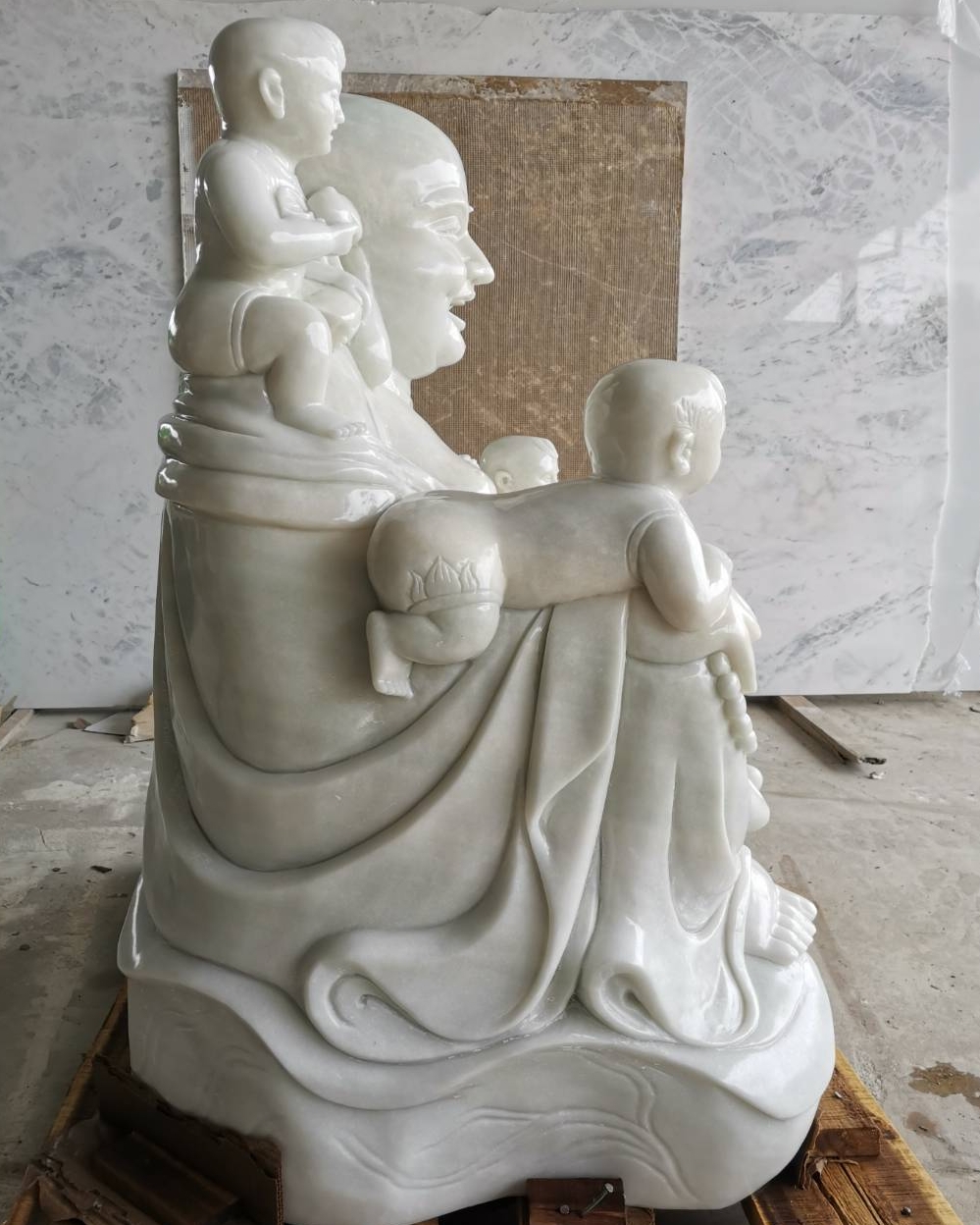 พระสังกัจจายน์แกะสลักหินอ่อนหยกขาว ขนาดสูง100ซม กว้าง89ซม ลึก 69 ซม