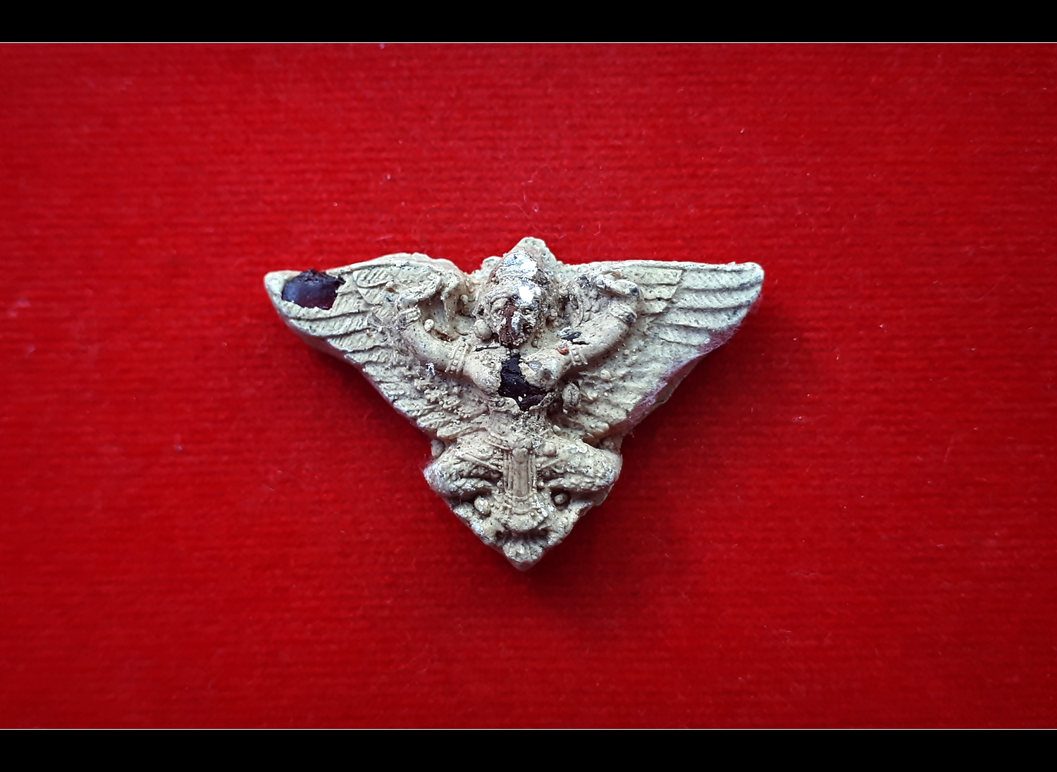 พญาครุฑ เนื้อผง(ผสมรวมโครตมวลสาร) ปี2560 #รับประกันแท้ - หลวงพ่อหนุน วัดพุทธโมกข์