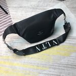 กระเป๋า valen men คาดอก คาดเอว 33 * 20