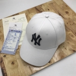 หมวกแก๊ป ny cap พร้อมส่ง สีขาว