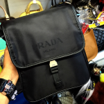 กระเป๋า pd nylon messenger bag สีดำ 9 นิ้ว