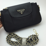 กระเป๋า pd Nylon Tessuto Saffiano Clutch Sling Bag สีดำ
