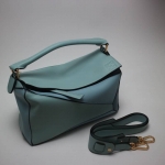 กระเป๋า loe puzzle bag 12 นิ้ว สีฟ้า